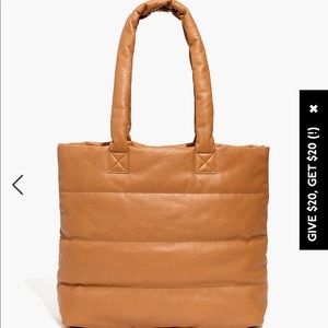 Madewell Transport Tote in Puff